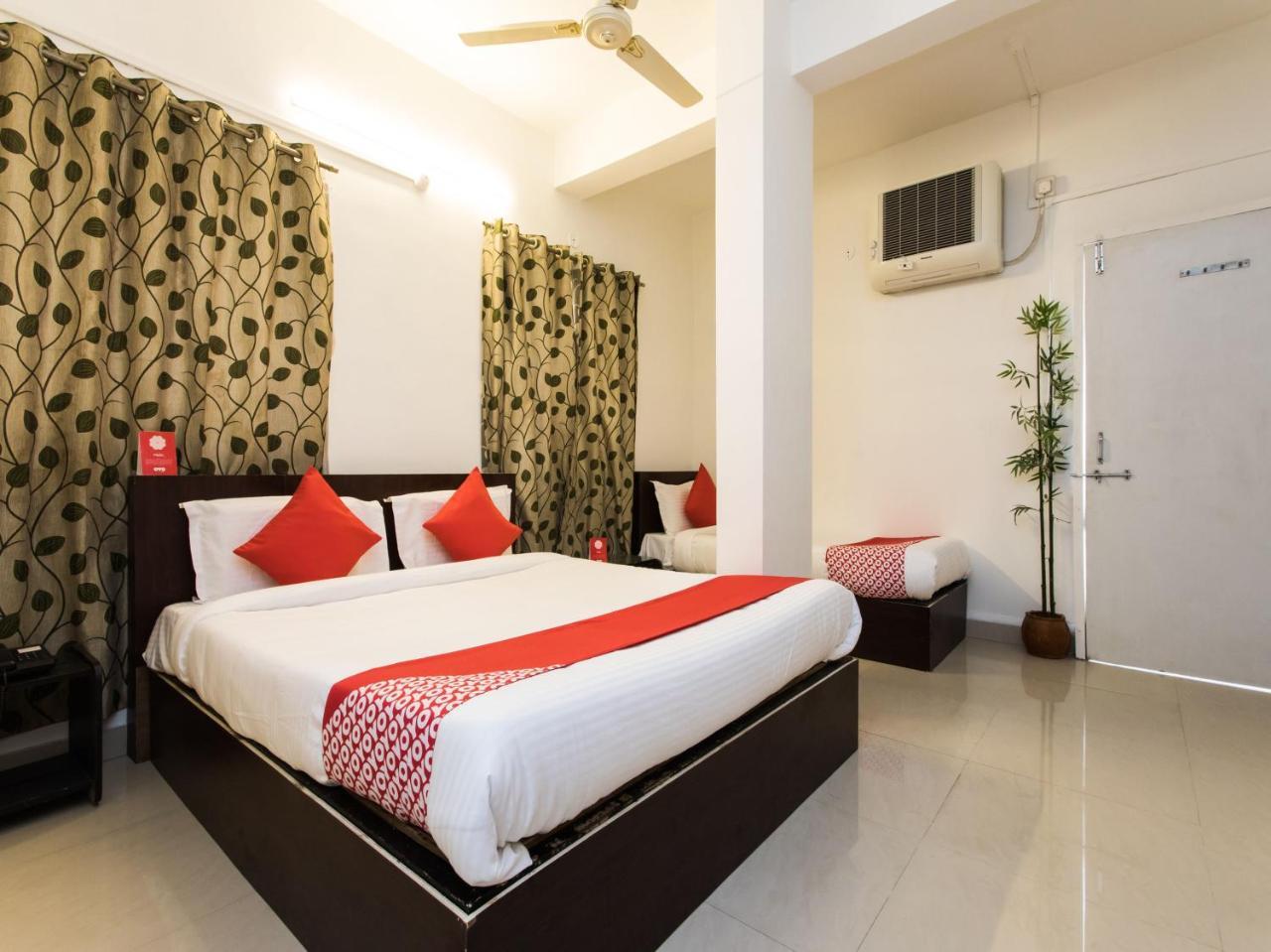 Oyo 14856 Resort Raghav Palace Indore Ngoại thất bức ảnh